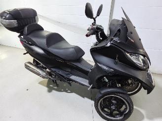 Coche accidentado Piaggio  MP3 2014/6