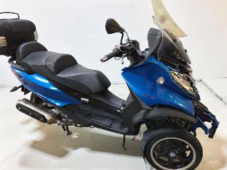 Coche accidentado Piaggio  MP3 2014/8