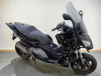 Vaurioauto  passenger cars BMW C 600 SPORT 2013/3