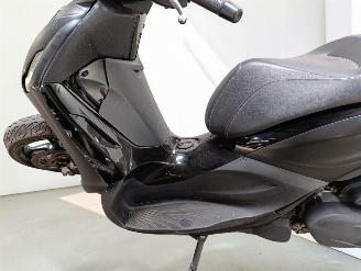 Piaggio  BEVERLY picture 11