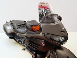 Honda GL 1800 BAGGER picture 12
