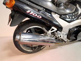 Kawasaki ZZ - R 1100  picture 7