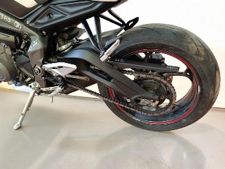 Triumph Street Triple  picture 16