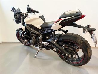 Triumph Street Triple  picture 10