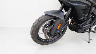 CFMoto  MT picture 11