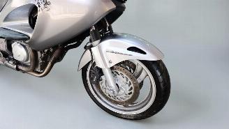 Honda NTV 650  picture 17