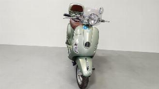 Piaggio  LXV VESPA picture 4
