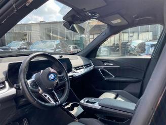BMW iX1 xDrive30 M Sport *HEAD-UP - NAVI - AHK -KAM* picture 14