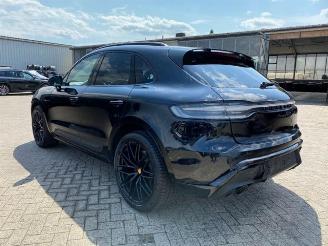 Unfallwagen Porsche Macan GTS *PANO - KAM - NAV - BOSE* 2024/2