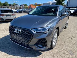 Unfallwagen Audi Q3 Sportback 45 TFSIe S line *NAVI - KAM* 2023/11
