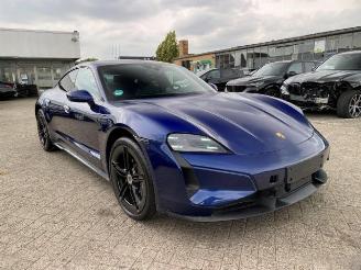 skadebil auto Porsche Taycan Turbo S *HEAD-UP - PANO -KERAMIK* 2024/7