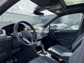 Volkswagen Tiguan 1.4 TSI e-Hybrid R-Line *PANO - AHK -KAM* picture 13