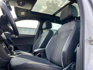 Volkswagen Tiguan 1.4 TSI e-Hybrid R-Line *PANO - AHK -KAM* picture 14