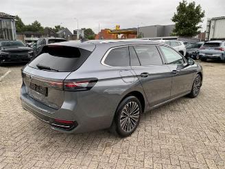 krockskadad bil auto Volkswagen Passat Var. 2.0 TDI DSG Elegance 4Motion *PANO* 2024/10