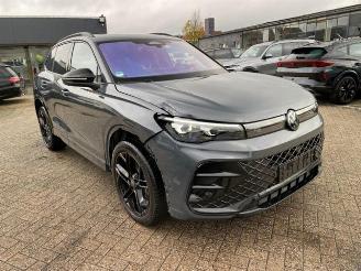Auto incidentate Volkswagen Tiguan 2.0 TSI DSG 4Motion R-Line *HEAD-UP-PANO* 2025/5