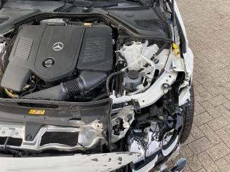 Mercedes E-klasse 300 T Avantgard * KAM - AHK - NAV * picture 22