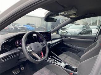 Volkswagen Golf GTI DSG picture 17