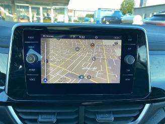 Volkswagen T-Roc 1.5 TSI DSG R-Line *KAM - NAV - PANO * picture 17