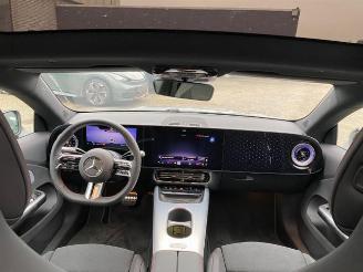 Mercedes Cla-klasse 250+ AMG Line *PANO - 360 KAM - NAVI* picture 18