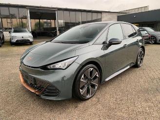 skadebil auto Cupra Born VZ 240kW *SCHALENSITZE - HEAD-UP - PANO* 2025/2