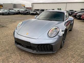 Porsche 911 Carrera GTS T-Hybrid *BOSE - NAVI - KAM* picture 4