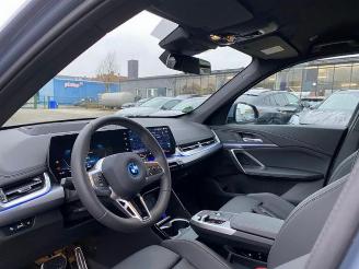 BMW iX1 eDrive20 M Sport Pro HUD/ AHK /Storm damage picture 20