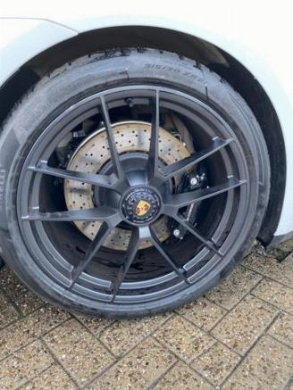 Porsche 911 Carrera 4 GTS T-Hybrid Cabrio *BURMESTER* picture 20