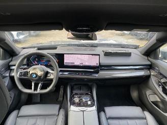 BMW 5-serie d M Sport* HUD - KAM* picture 16