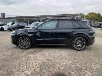 Porsche Cayenne Turbo E-Hybrid  *HEAD-UP - PANO - KAM* picture 4