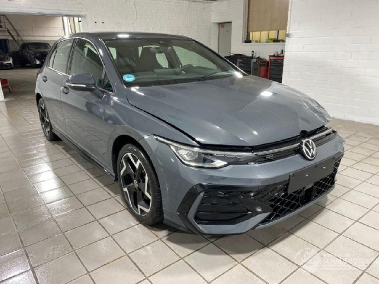 Volkswagen Golf 1.5 TSI R-Line