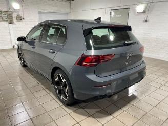 Volkswagen Golf 1.5 TSI R-Line picture 9