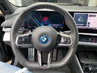 BMW i5 eDrive40 M Sport Pro HUD/360/H&K/NAVI picture 18
