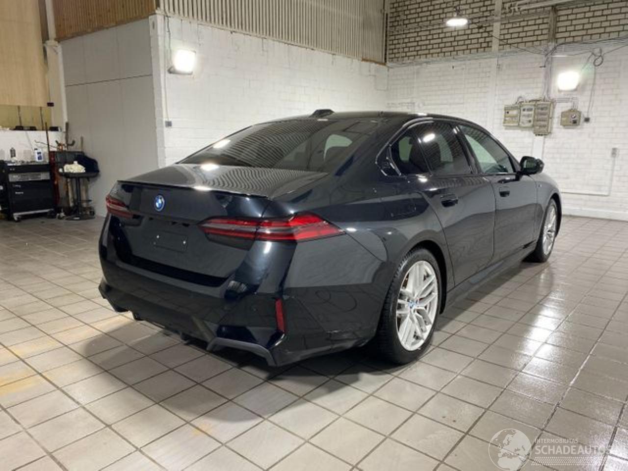 BMW i5 eDrive40 M Sport Pro HUD/360/H&K/NAVI