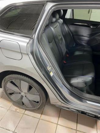 Volkswagen Passat Var. 1.5 e-Hybrid R-Line Leder/HUD/Pano picture 17