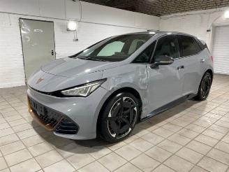 Cupra Born 170kW/82kWh NAVI/360 picture 10