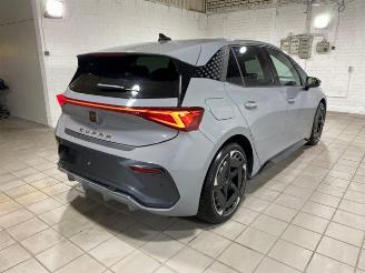 Cupra Born 170kW/82kWh NAVI/360 picture 5