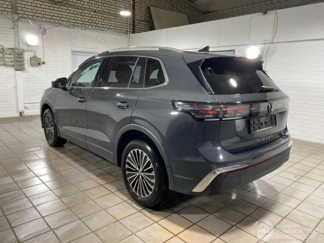 Volkswagen Tiguan 1.5 TSI eHybrid Elegance AHK/Kam/Navi