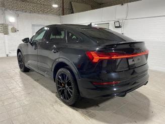 krockskadad bil auto Audi E-tron Sportback 55 quattro S line HUD/Pano/AHK 2022/12