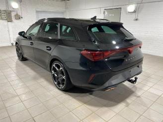 Cupra Leon VZ SP 1.5 e-Hybrid 200kW AHK/KAM/NAVI picture 3