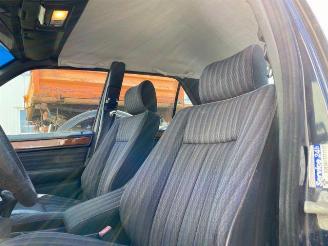 Mercedes E-klasse 230 W124 Limousin picture 15
