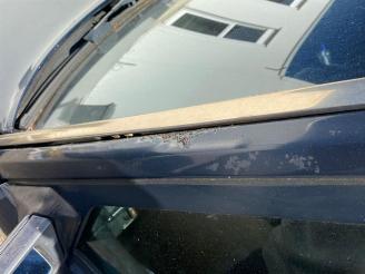 Mercedes E-klasse 230 W124 Limousin picture 21