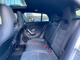 Mercedes Cla-klasse 180 SB AMG Line PANO/AHK/KAM/NAVI picture 18
