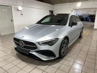  Mercedes Cla-klasse 180 SB AMG Line PANO/AHK/KAM/NAVI 2025/6