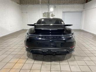 Porsche 911 Carrera 4 GTS T-Hybrid KERAMIK/CHRONO/LIFT picture 12
