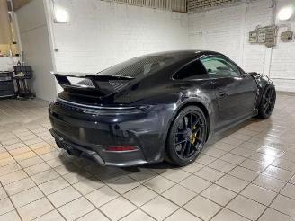 Porsche 911 Carrera 4 GTS T-Hybrid KERAMIK/CHRONO/LIFT picture 10