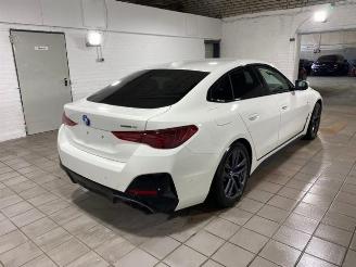 Voiture accidenté BMW i4 eDrive40 M Sport HUD/AHK/360/H&K/NAVI 2025/1