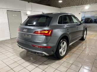 skadebil auto Audi Q5 50 TFSIe quattro S line AHK/KAM/NAVI 2024/3