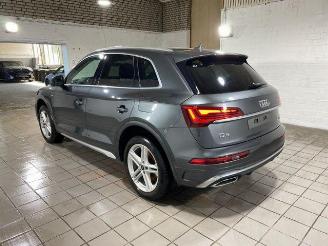 Vaurioauto  passenger cars Audi Q5 50 TFSIe quattro S line AHK/Leder/Navi 2024/3