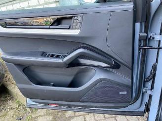 Porsche Cayenne E-Hybrid Coupe CHRONO/PANO/HUD/360/BOSE picture 22