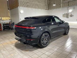 Porsche Cayenne S E-Hybrid Coupe CHRONO/PANO/HUD/360 picture 7